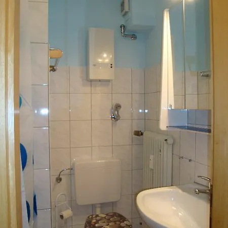 Ferien-& Monteurwohnung Koenen2 Nah Am Westfield Centro Оберхаузен Экстерьер фото